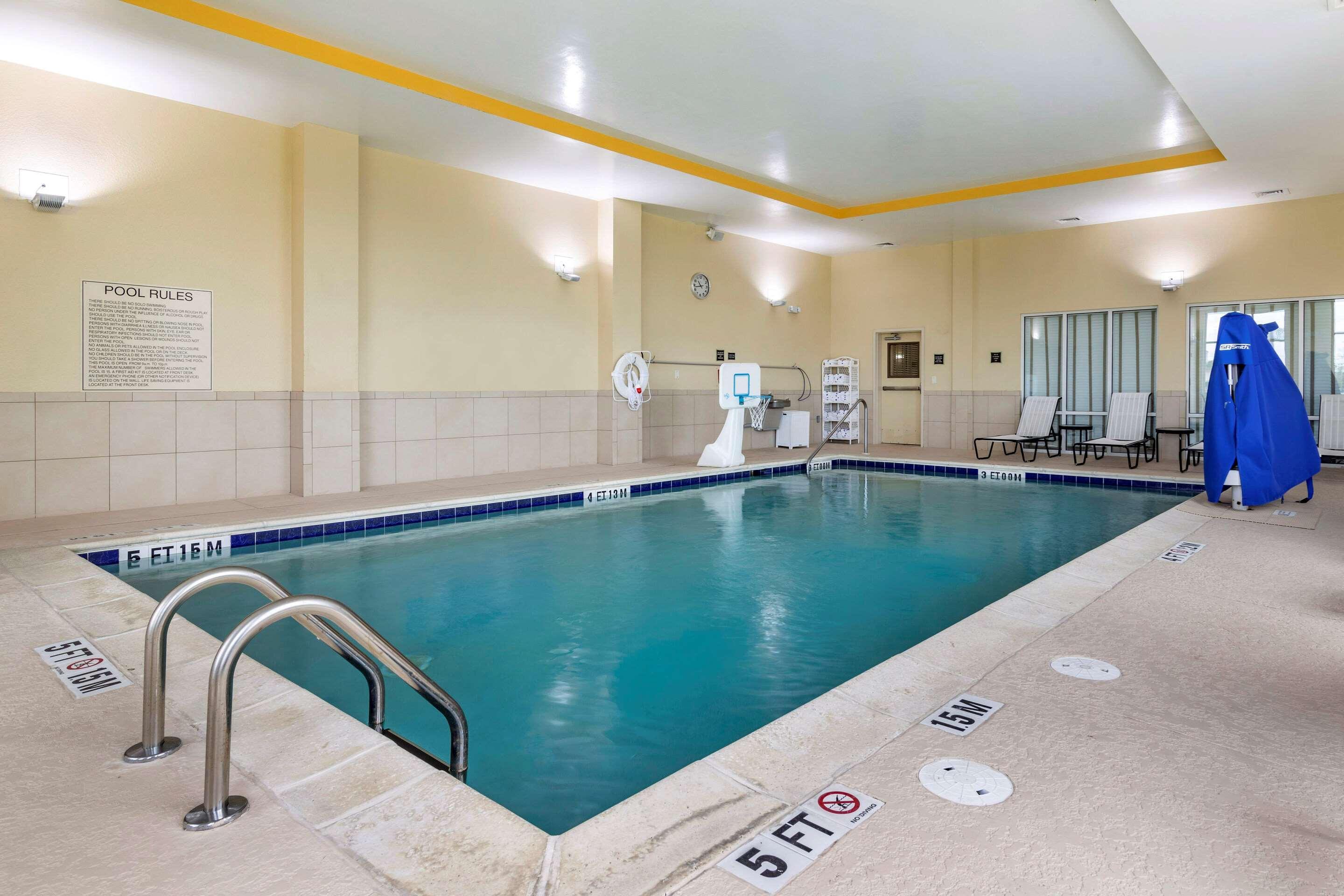 Comfort Suites Florence I-95 Εξωτερικό φωτογραφία