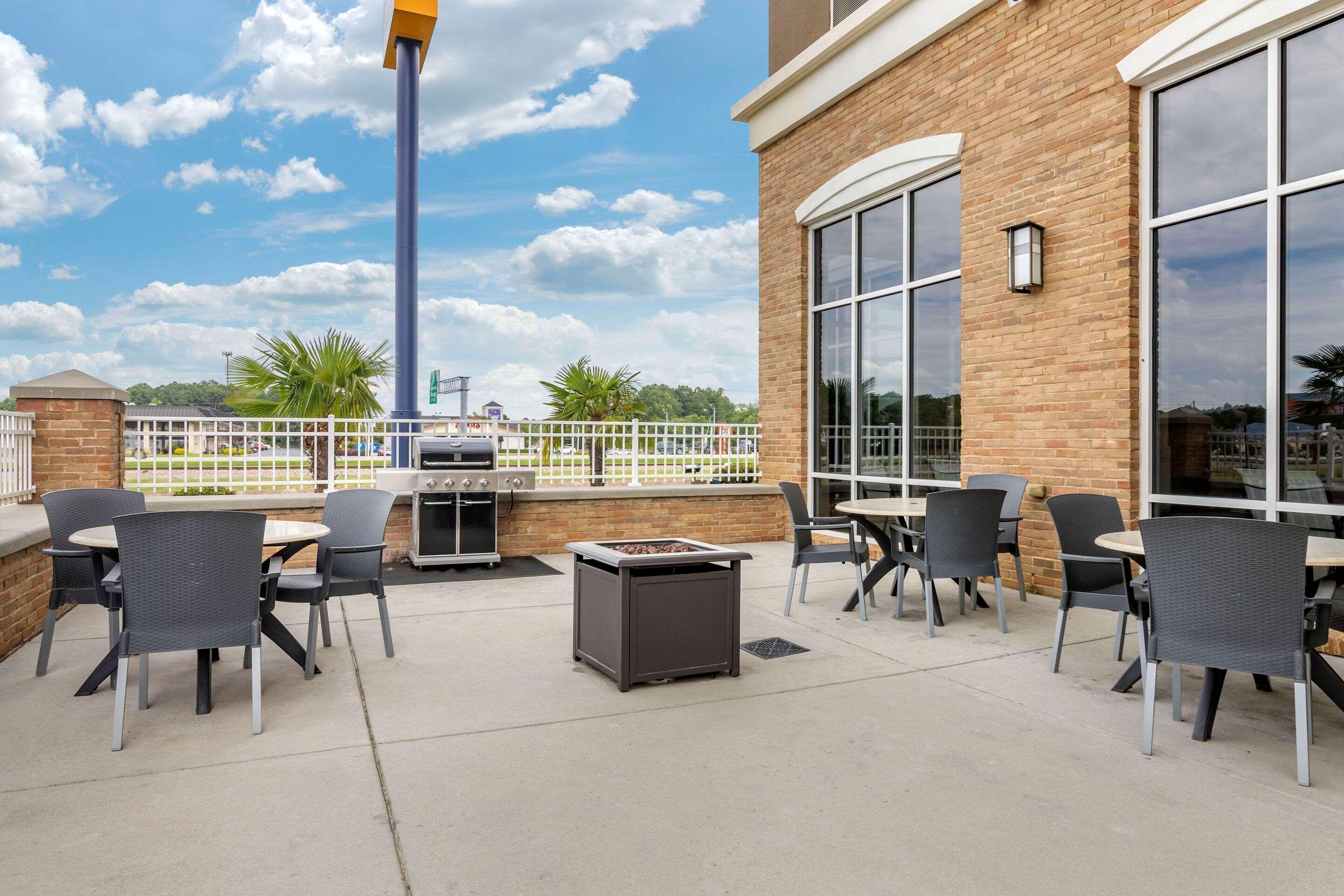 Comfort Suites Florence I-95 Εξωτερικό φωτογραφία